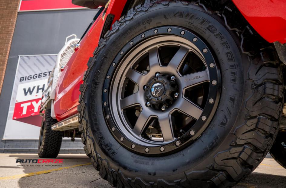 FORD-RANGER-TROPHY-MATTE-ANTHRACITE-WITH-BLACK-RING